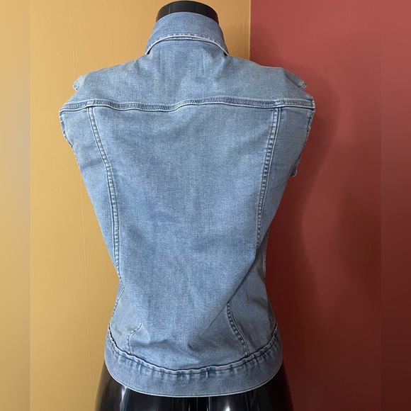 Women’s Calvin Klein Denim Vest ( Small ) - Picture 4 of 4